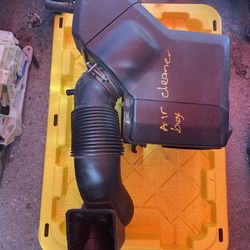 2016 Ford Flex Air Cleaner Box 
