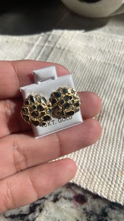 Nugget earrings