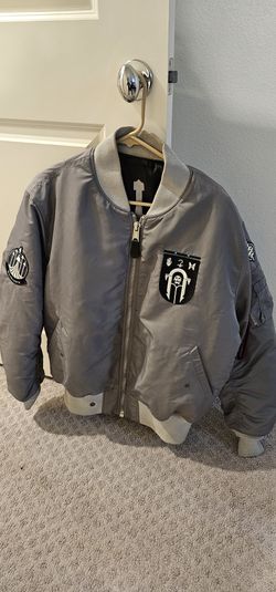 Destiny 2 Scourge of the Past Raid Jacket, Official Bungie Rewards, Men's L