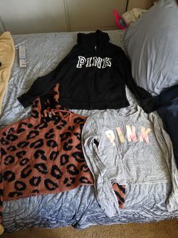 PINK  VICTORIA SECRET Sweaters