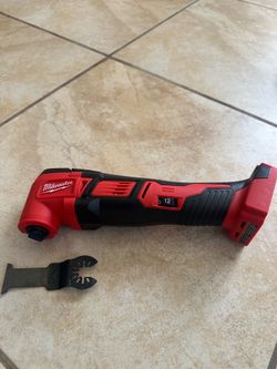 Milwaukee Multi-Tool