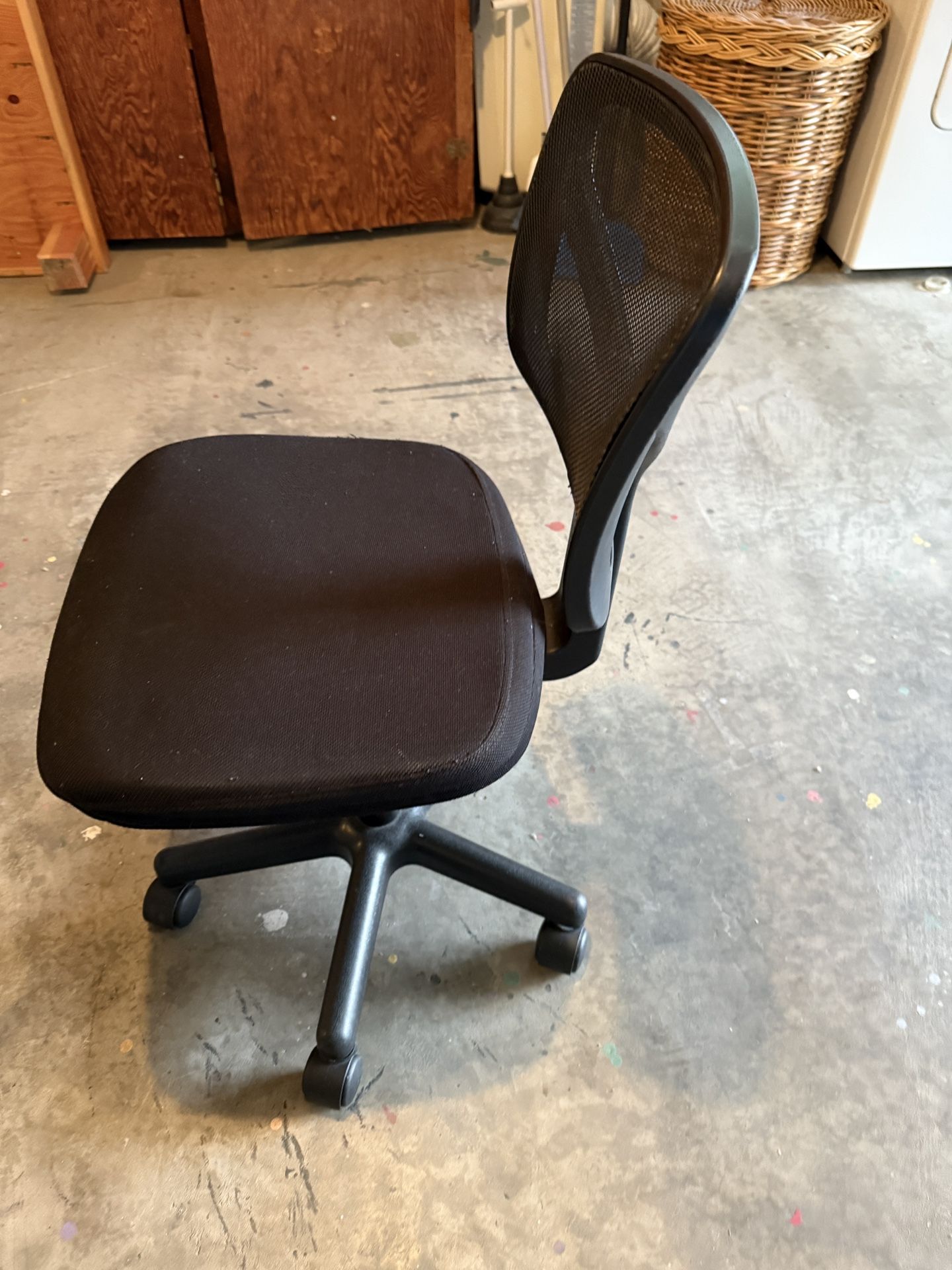 Small Swivel Desk Chair