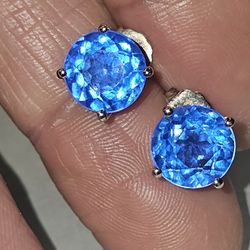 Alluring Blue Color Tanzanite Quartz 925 Silver Stud Earrings