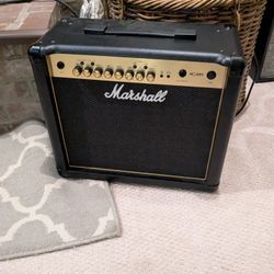 Marshall Mg30gfx Amp