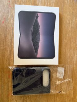 Brand New unlocked iPhone Duo 1TB night Sky, brand new case