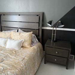 Queen Bedroom Set
