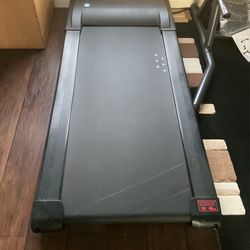 FITNESS EQUIPMENT / Home Office Treadmill 