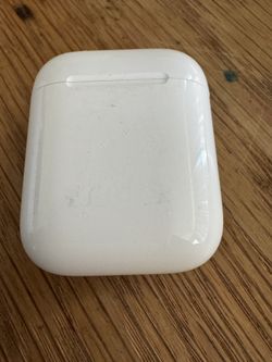 AirPods  Missing Right Earbud  Good Condition 