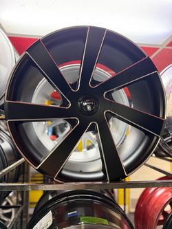 22x9.5” DUB WHEELS “DIRECTA S133”