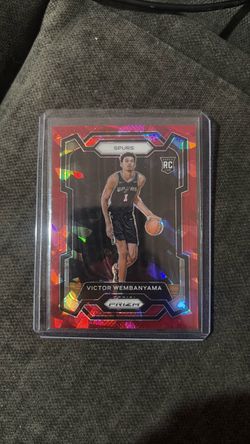 Wemby rookie Red cracked ice