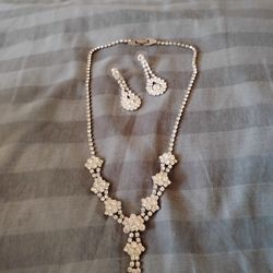 Vintage Rhinestone Necklace and Earring Set