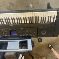 Yamaha Piano Portable Grand 