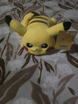 Pokemon Pikachu Plush With Tag