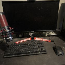 WHOLE GAMING SETUP