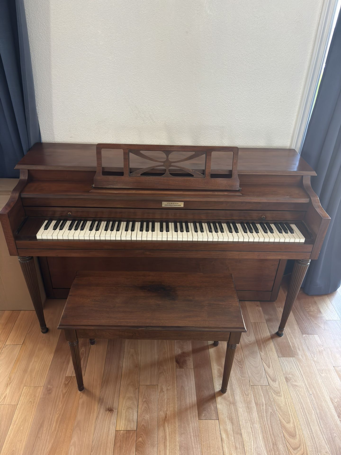 Currier Standing Piano with Bench