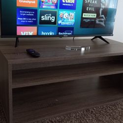 Rakuten Tv With Remote And Table/tv Box Included New 