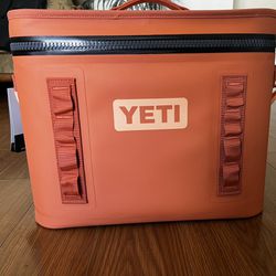 Yeti Hopper Flip 18 Soft Cooler - High Desert Clay
