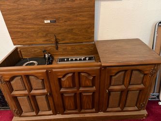 Record player
