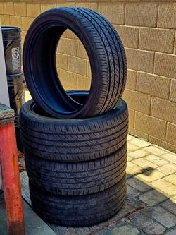 235 40 19 tires 4 total