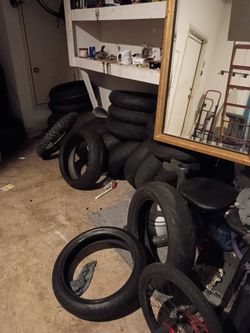 Motorcycle tires