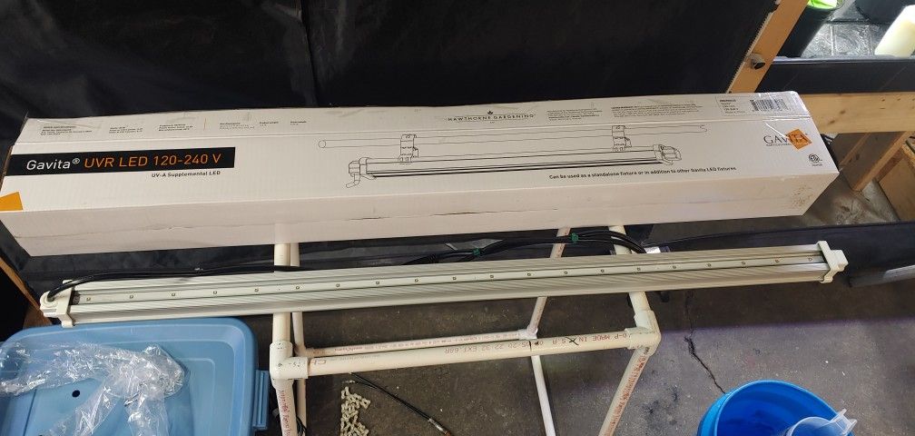 Gavita UVR Led Bar grow Light