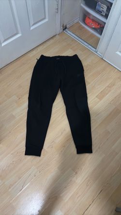 Nike Tech Joggers (Size M)