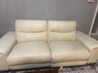 Not whole everything is good 100 leather