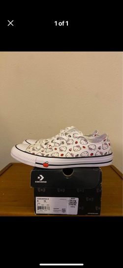 Hello Kitty Converse 