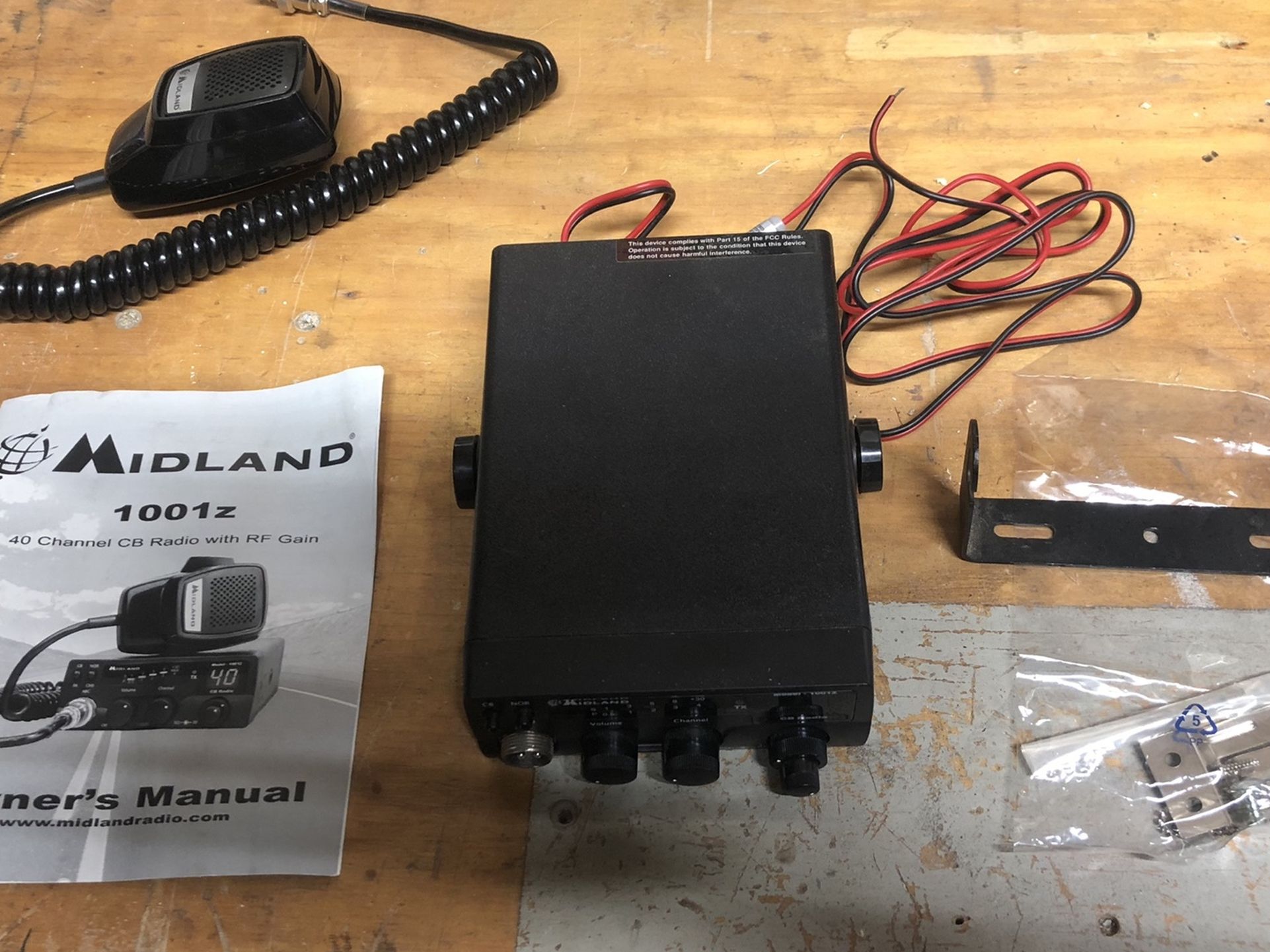 Midland 1001z CB Radio for Sale in WA OfferUp