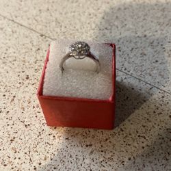 White 10k Ring