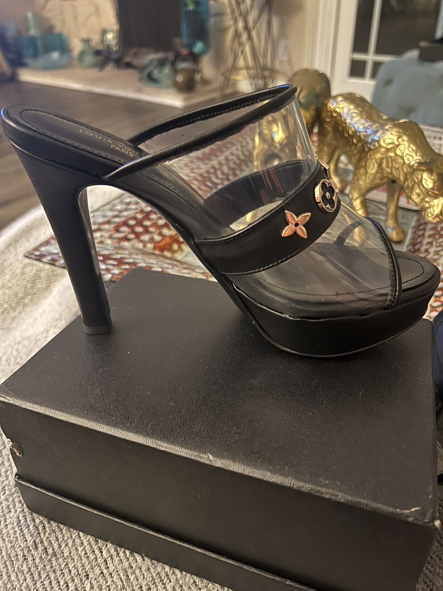 Louis Vuitton Heels Size 8 for Sale in Los Angeles, CA - OfferUp