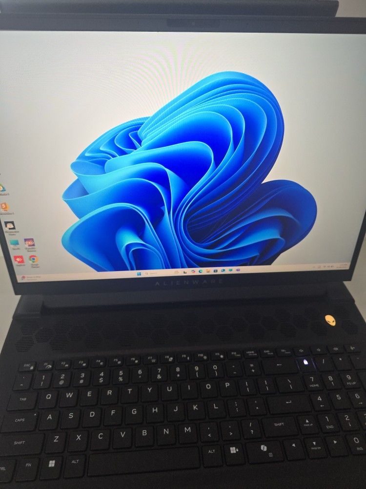 🔥 Alienware m18 R2 + 3Dconnexion SpaceMouse Wireless Kit 2 – Bundle Deal 🔥