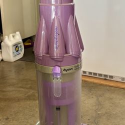 Dyson Vacuum Cleaner