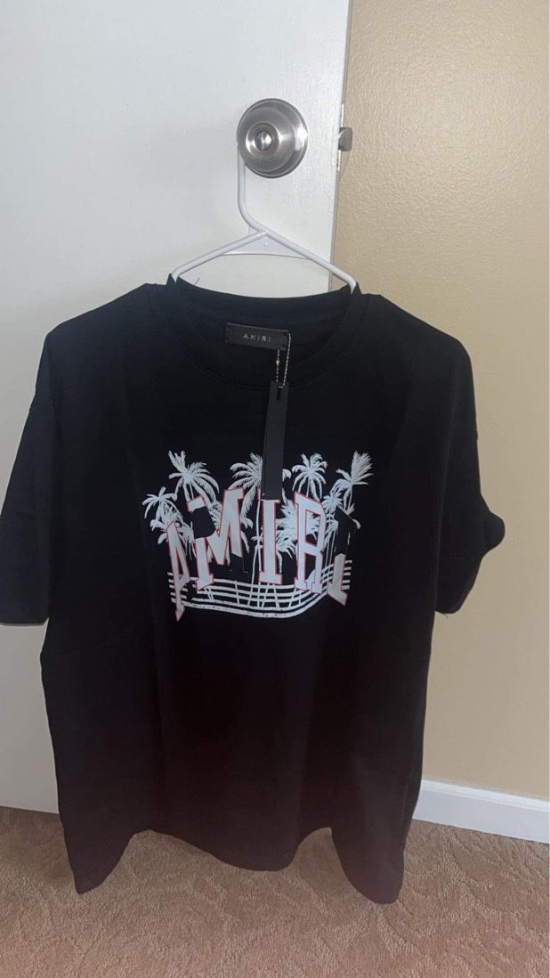 Men’s Mike Amiri T-Shirt Size X-Large( Trades)