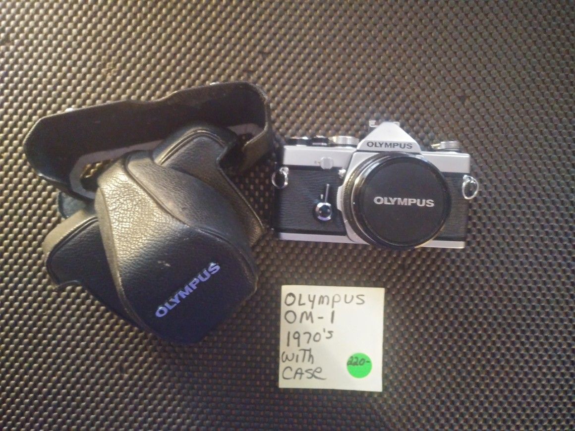Vintage Olympus Camera.. Om-1.. With Case. All Sales Final.