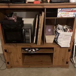 Small Entertainmemt Center