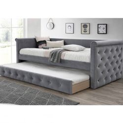 Light Grey Velvet Day Bed With Trundle Button Tufted Firm Price $299 Brand New In Box
