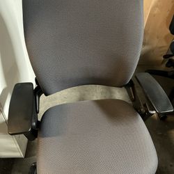 Steelcase V2 Leap Office Chair