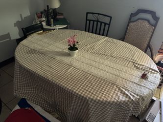 Kitchen And Dining Room Table