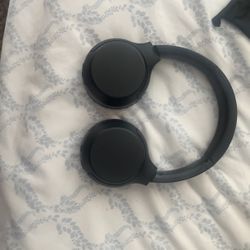 sony headphone WH-XB700