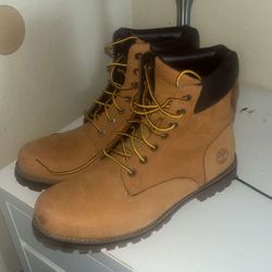 Timberlands And New Balance 9060