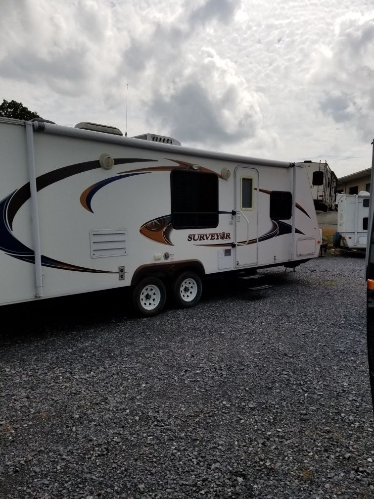 2010 Surveyor Sport Eco Lite Travel Trailer for Sale in Lincolnton, NC