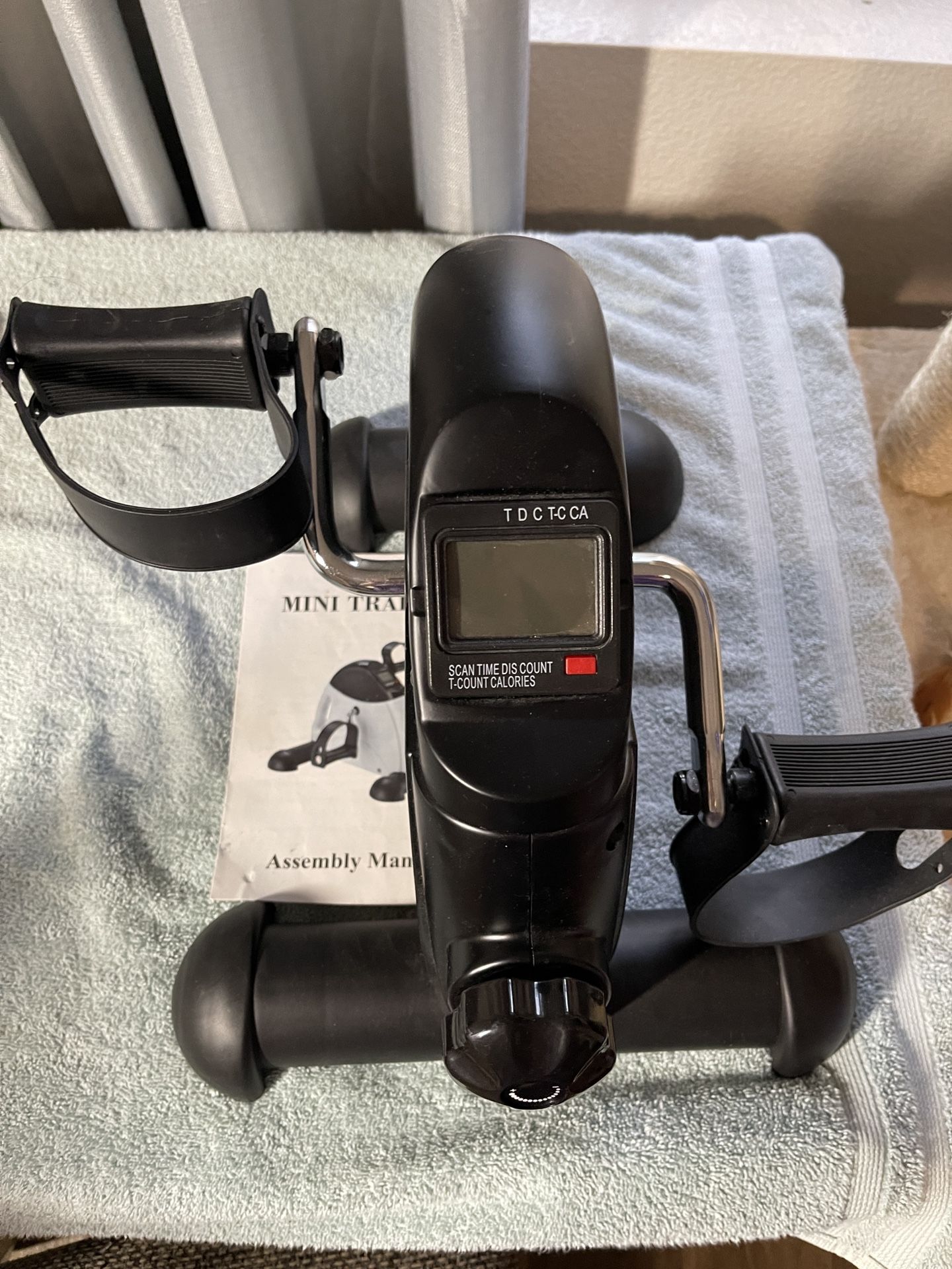 NEW Mini Trainer Bike For Leg/Arms