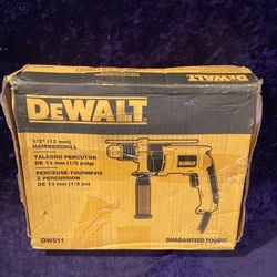 🧰🛠DEWALT 7.8 Amp Corded 1/2 in. Variable Speed Reversible Hammer Drill-NEW!-$90!🧰🛠
