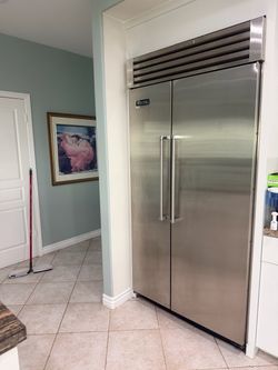 Viking refrigerator