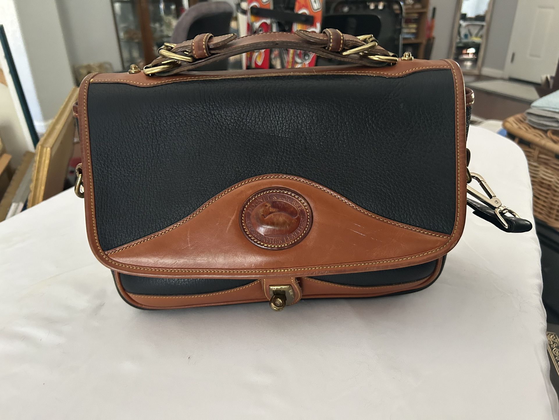 Dooney And Bourke Vintage 701 Handbag