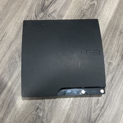 PS3 With 17 Games +2 Game Controller 