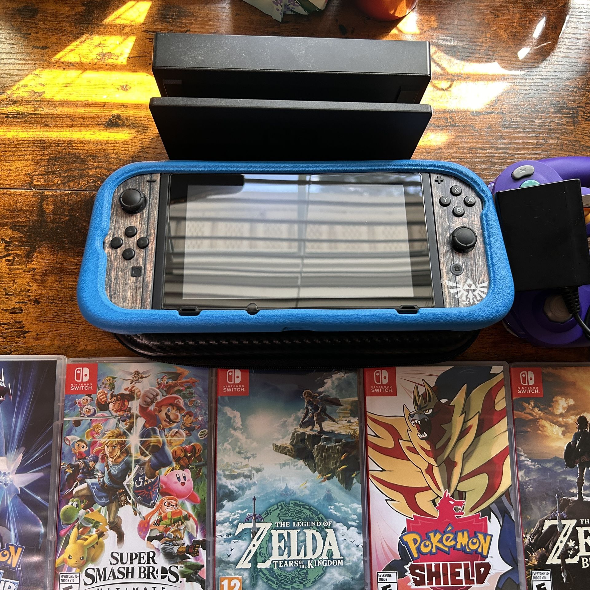 Nintendo Switch V2 (Excellent Condition) Games, Case, Dock, Charger, Controller