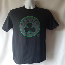 Majestic Boston Celtics #9 Rajon Rondo boy's black short-sleeve t-shirt  size L