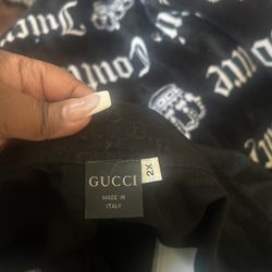I Have A Pair Of Gucci Cargo 2X Short Pants And Two True Religion T-Shirts One Is  2X And One Is A 3X